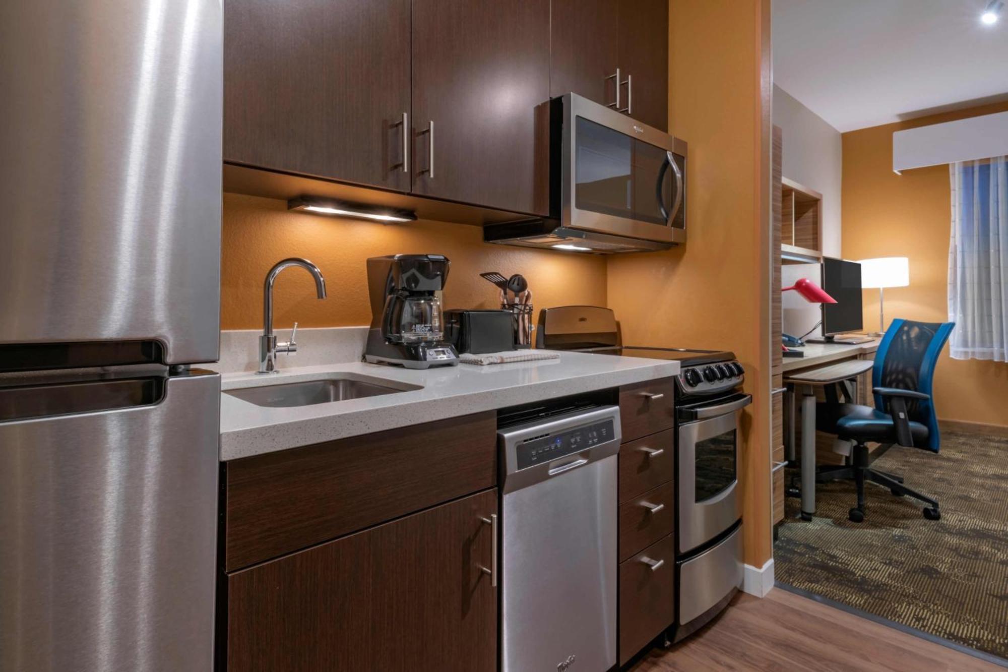 Towneplace By Marriott Suites Галъп Екстериор снимка