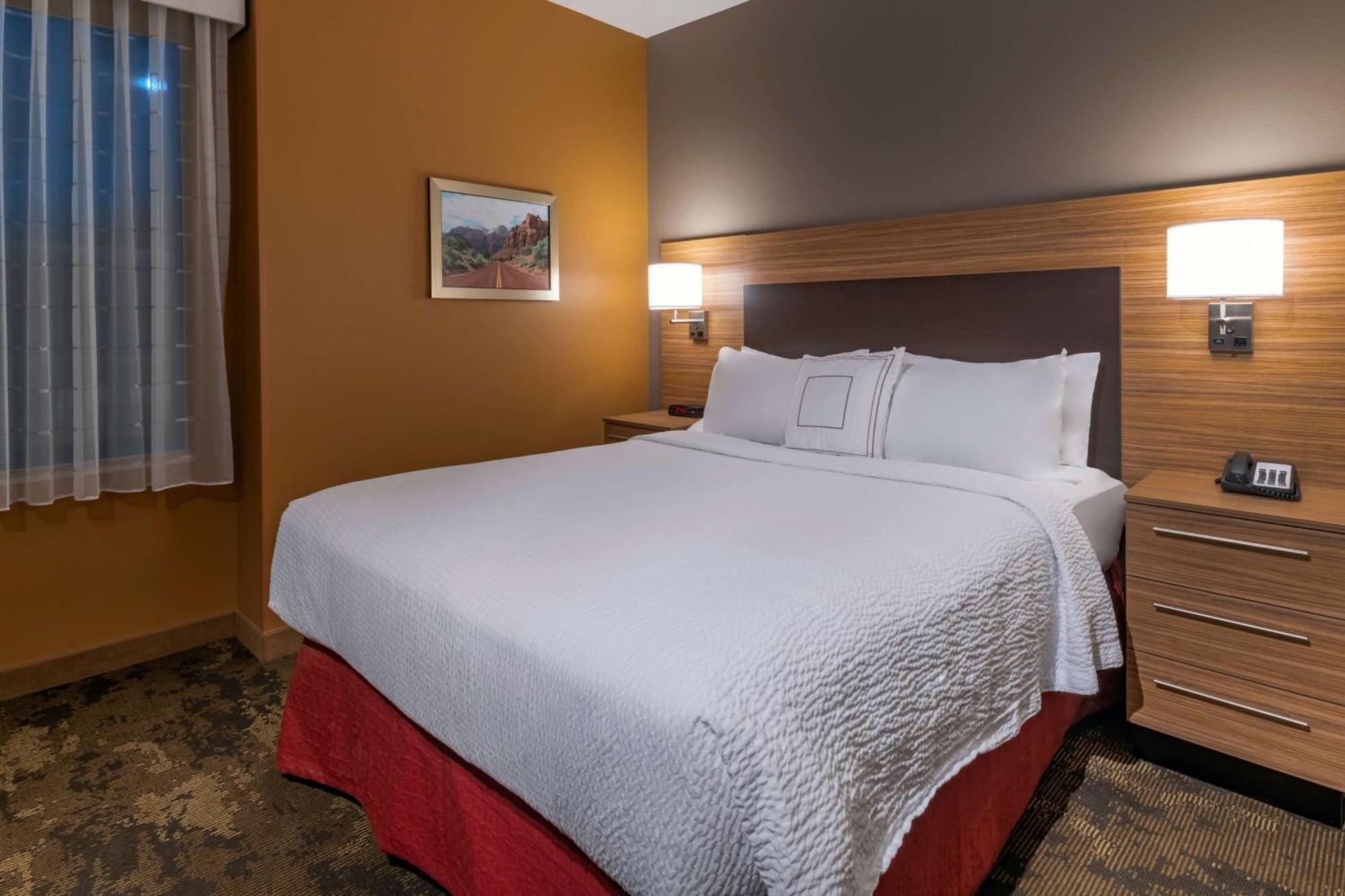 Towneplace By Marriott Suites Галъп Екстериор снимка