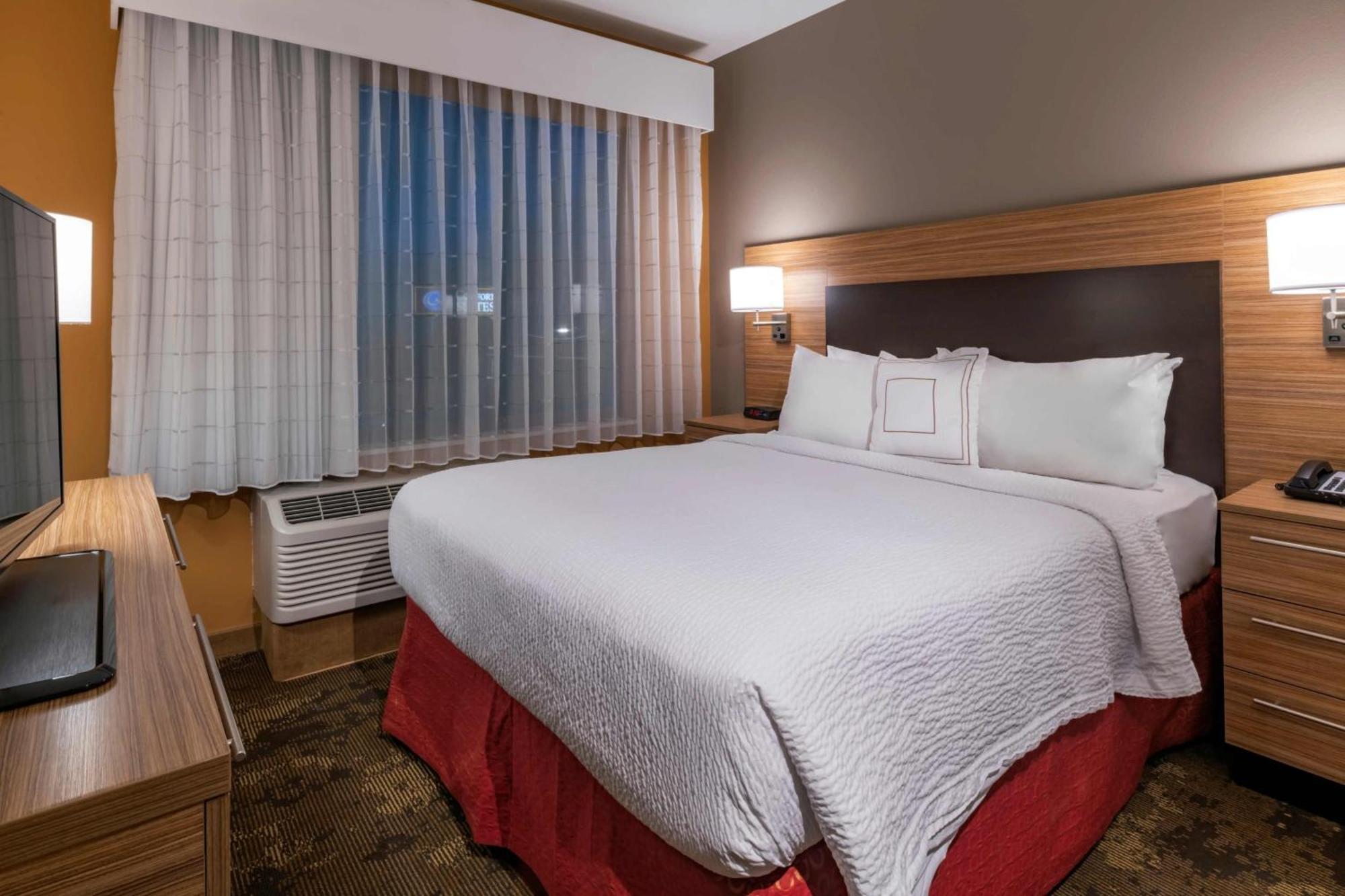 Towneplace By Marriott Suites Галъп Екстериор снимка